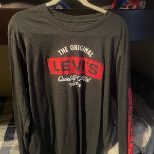 Mens Levi’s long sleeve tshirt